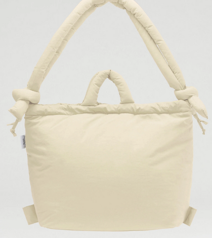 Liva Carry Tote – skandinavisk elegance og funktion i en stilren taske