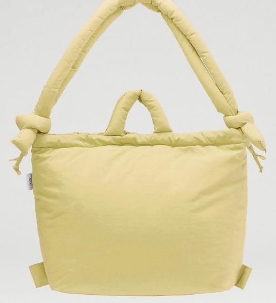 Liva Carry Tote – skandinavisk elegance og funktion i en stilren taske