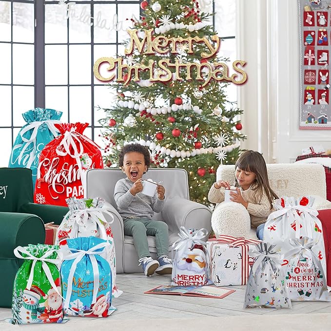 Julegaveposer i blandede størrelser – 30/50-pakke + navnelabel til hver gave