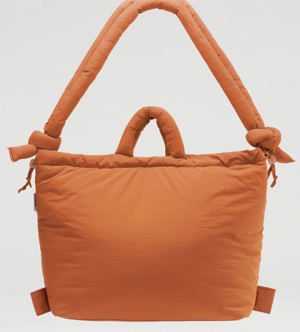 Liva Carry Tote – skandinavisk elegance og funktion i en stilren taske