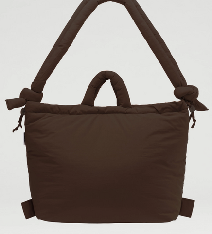 Liva Carry Tote – skandinavisk elegance og funktion i en stilren taske
